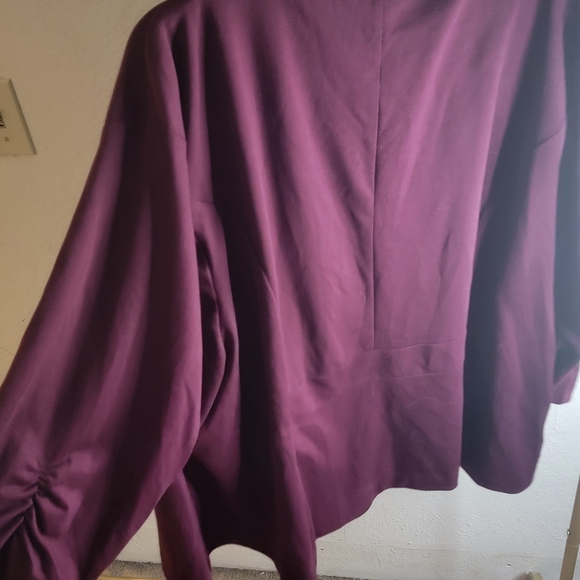Torrid Burgundy Open Front Blazer - Picture 2 of 4